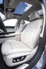 BMW 750i xDrive 2016 года (US)